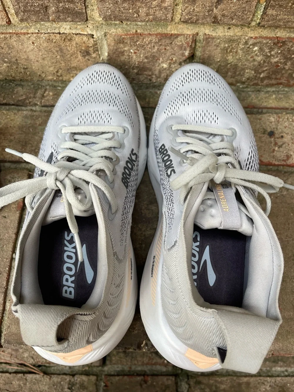 Brooks Women's Adrenaline GTS Athletic Shoes - Light Gray with Peach Accents